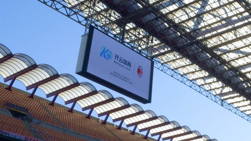 卡特展示了